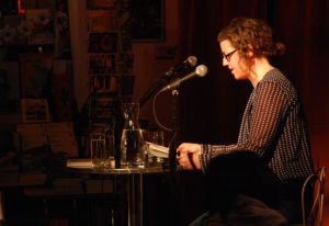 Nadine Kegele liest "Annalieder".