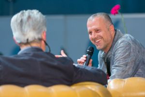 Berndhard Aichner (r.) mit Florian Scheuba. © LCM Foto Richard Schuster